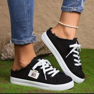 110 Denim Womens Sneakers Low Top Black/White Lace Up Shoes Size 40